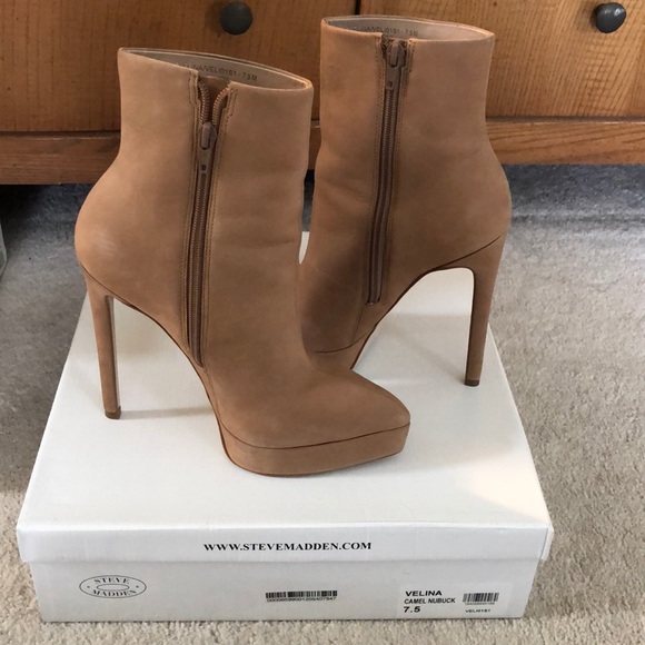 Steve Madden Suede Ankle Boots - Picture 7 of 8